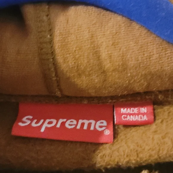 Supreme hoodie - Picture 3 of 4